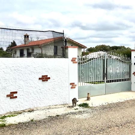 דירות איגלסיאס La Maison Blanche מראה חיצוני תמונה